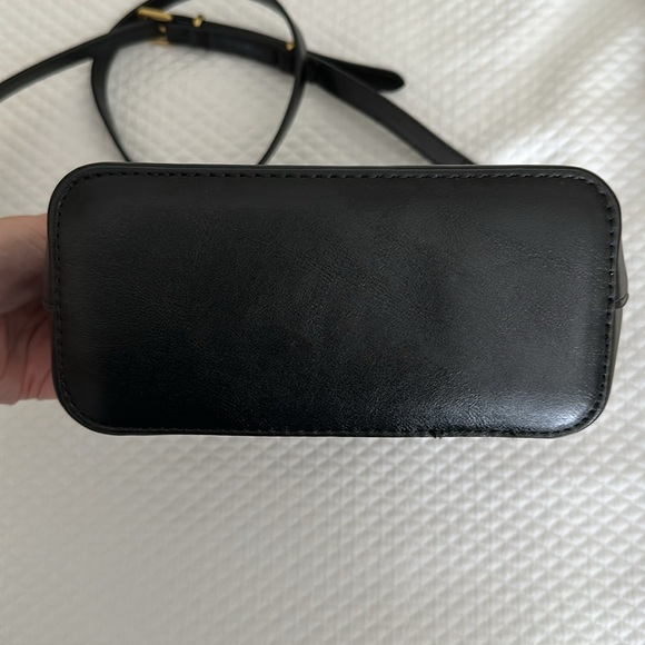 Mango Handbag - Picture 2 of 4